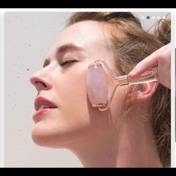 NEW Beauty bio Contouring + de-puffing rose quartz roller - Picture 2 of 4